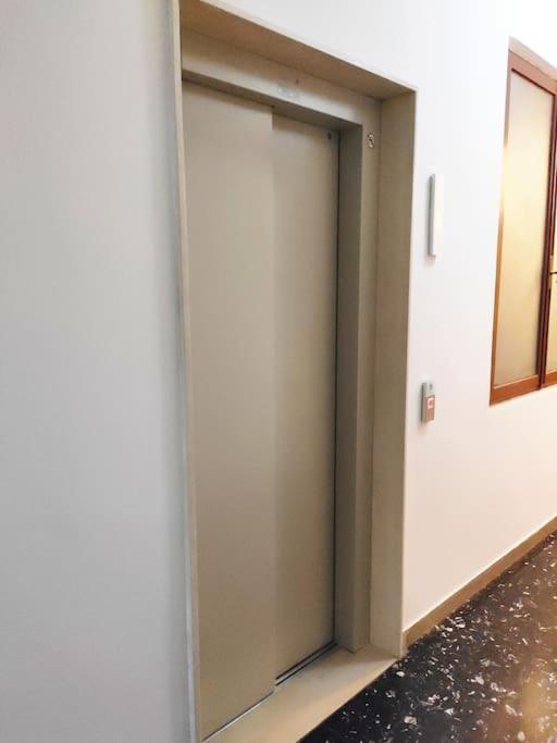 La Venezia'S Studio Flat Ливорно Экстерьер фото
